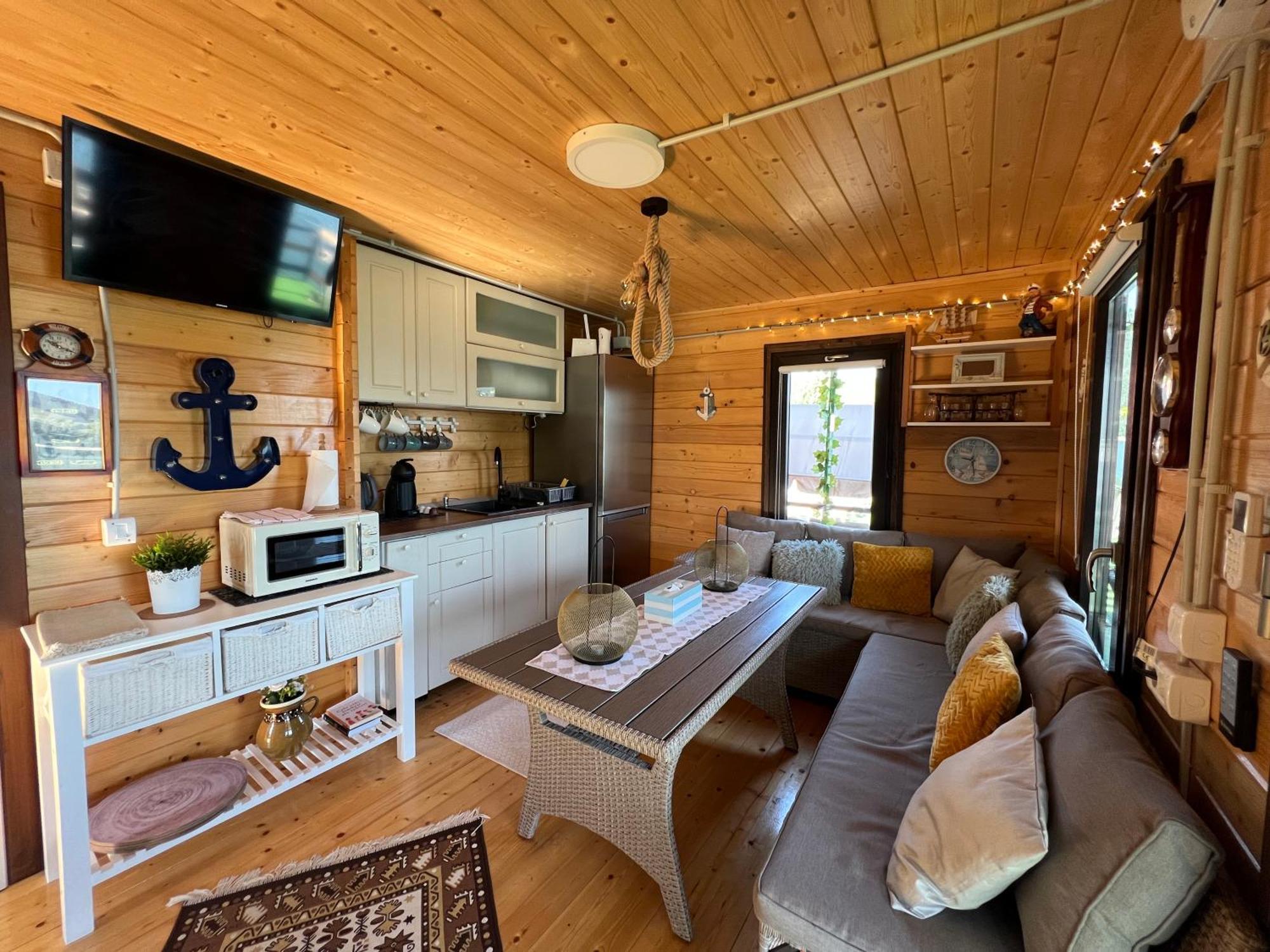 Holiday Bicaz Bungalows On The Lake Buitenkant foto